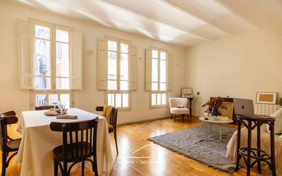 Sala d'estar de Apartament en venda en  Barcelona Capital amb Calefacció i Balcó