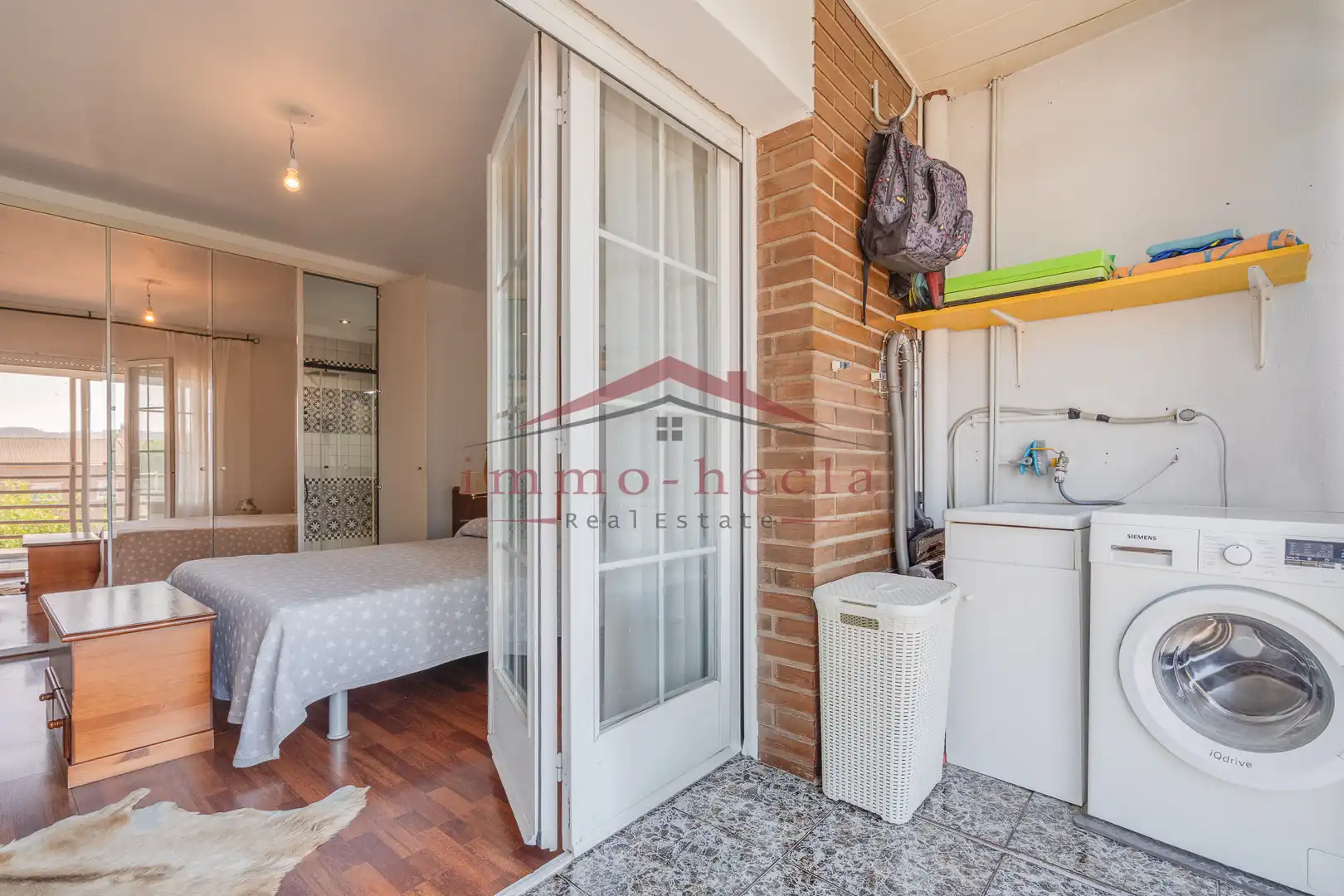Dormitori de Casa adosada en venda en Vilanova del Camí amb Calefacció, Terrassa i Piscina