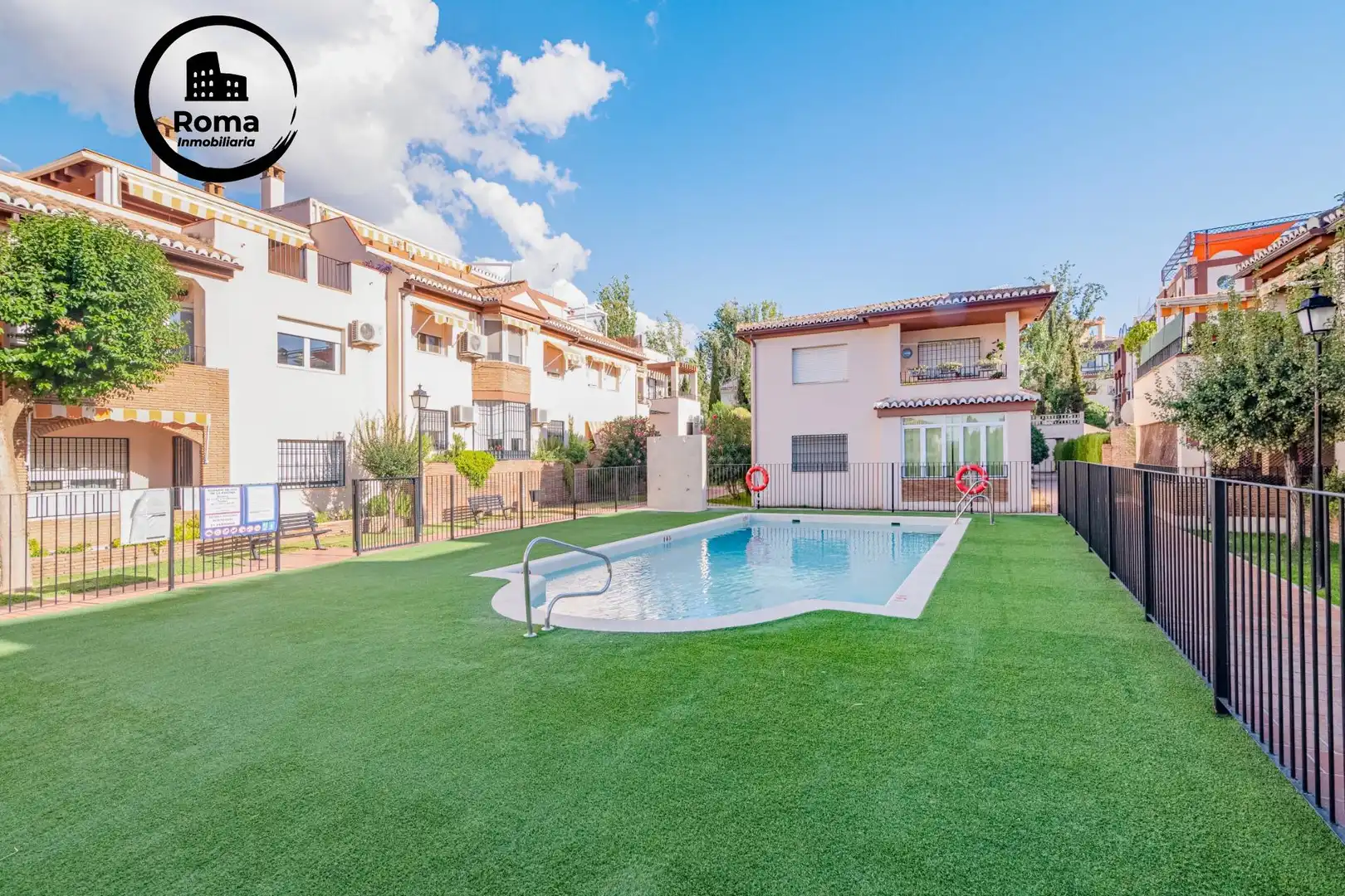 Piscina de Ático en venta en La Zubia con Aire acondicionado, Calefacción y Terraza