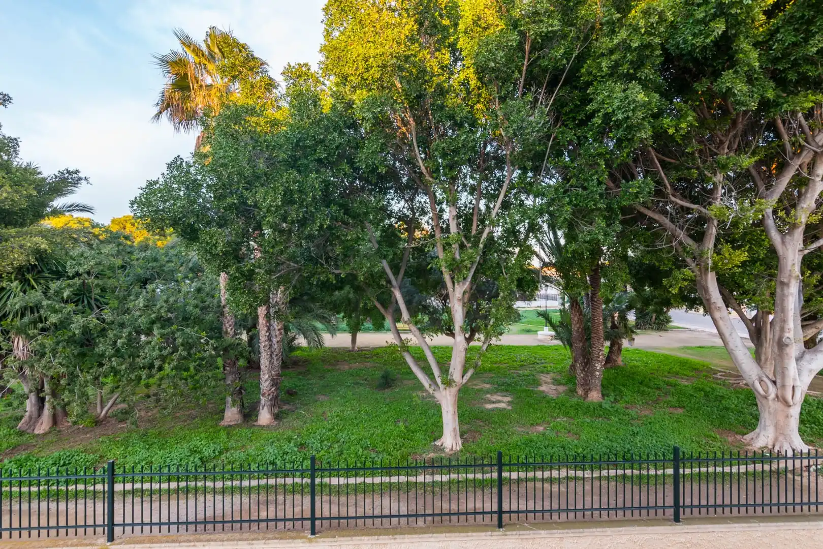Exterior view of Flat for sale in Los Alcázares  with Swimming Pool, Furnished and Oven