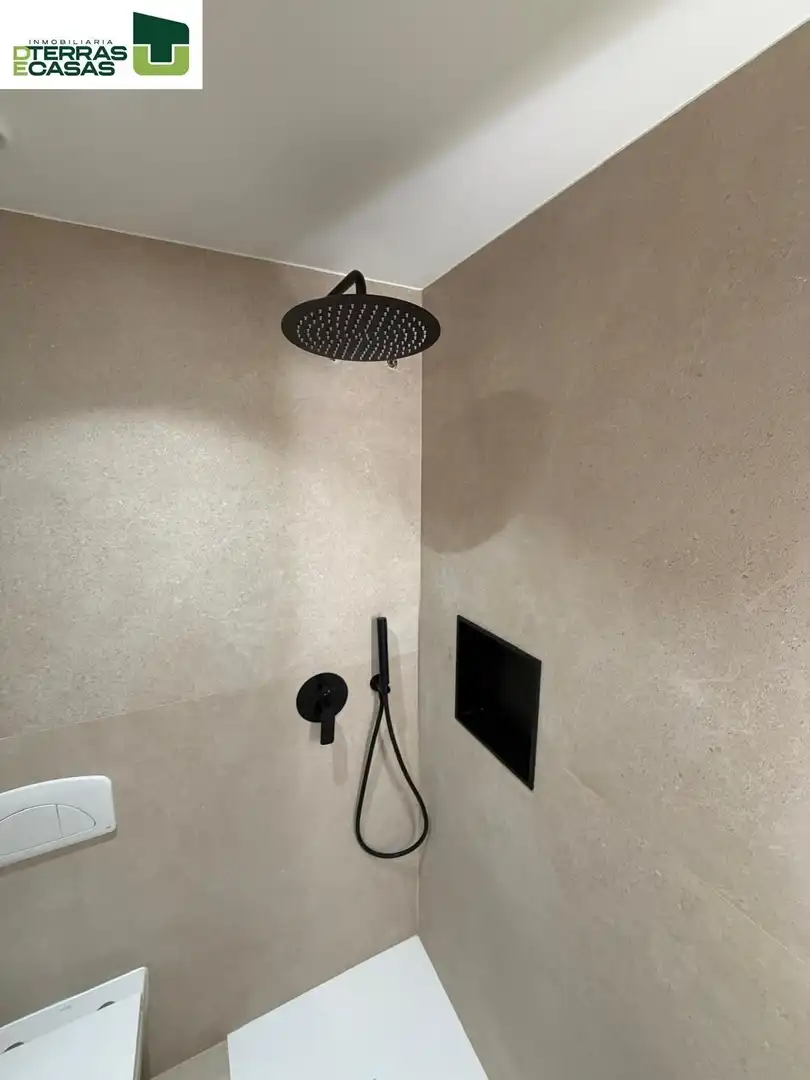 Badezimmer von Wohnung zum Verkauf in A Illa de Arousa 