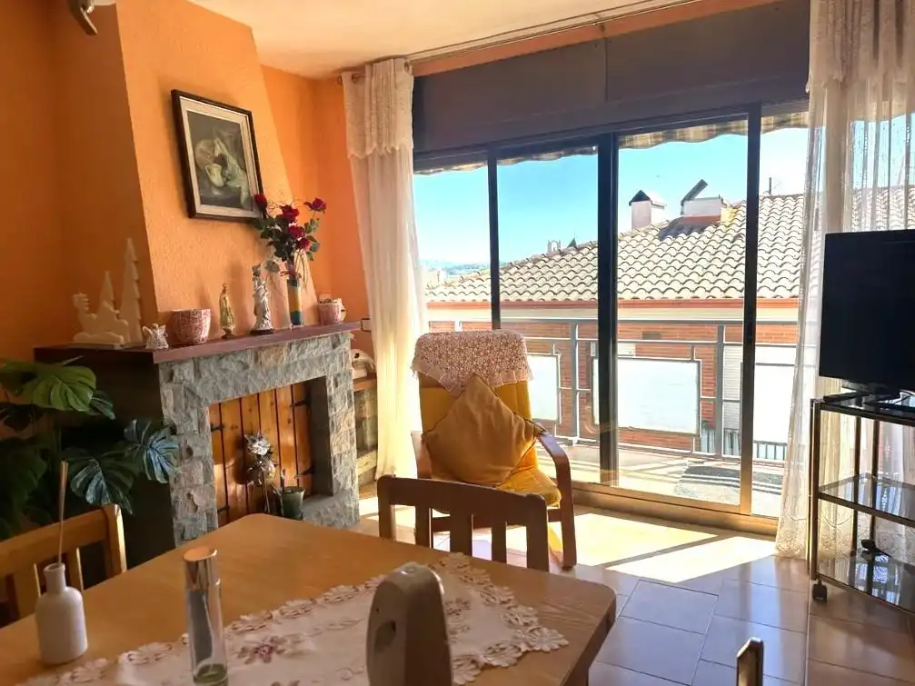 Wohnzimmer von Wohnung zum Verkauf in Sentmenat mit Heizung und Balkon