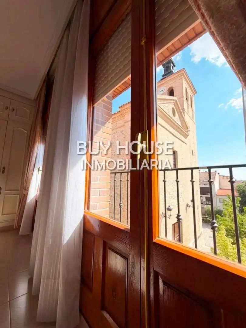 Vista exterior de Dúplex en venta en Alameda de la Sagra con Aire acondicionado y Terraza