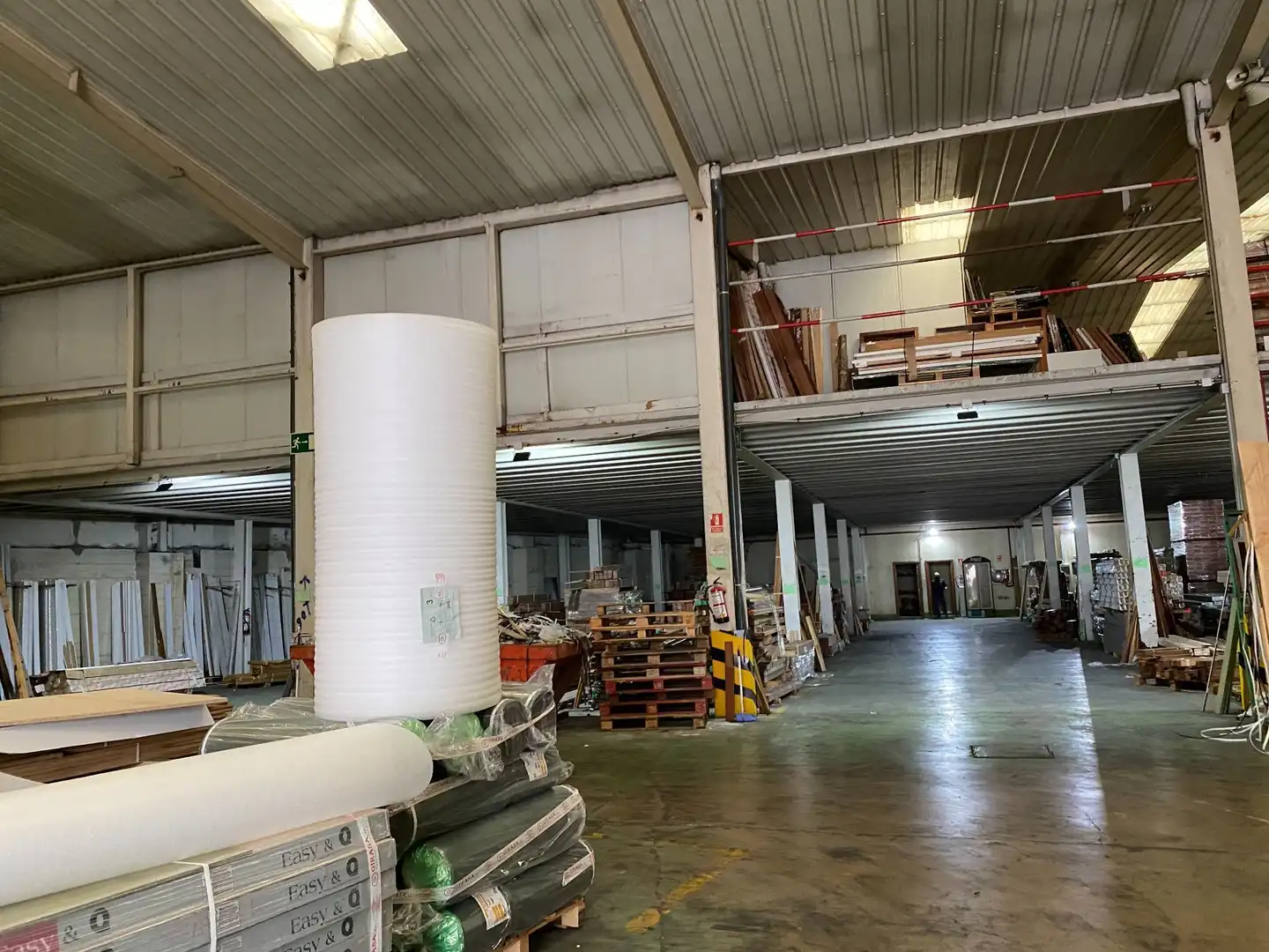 Industrial buildings for rent in Santander