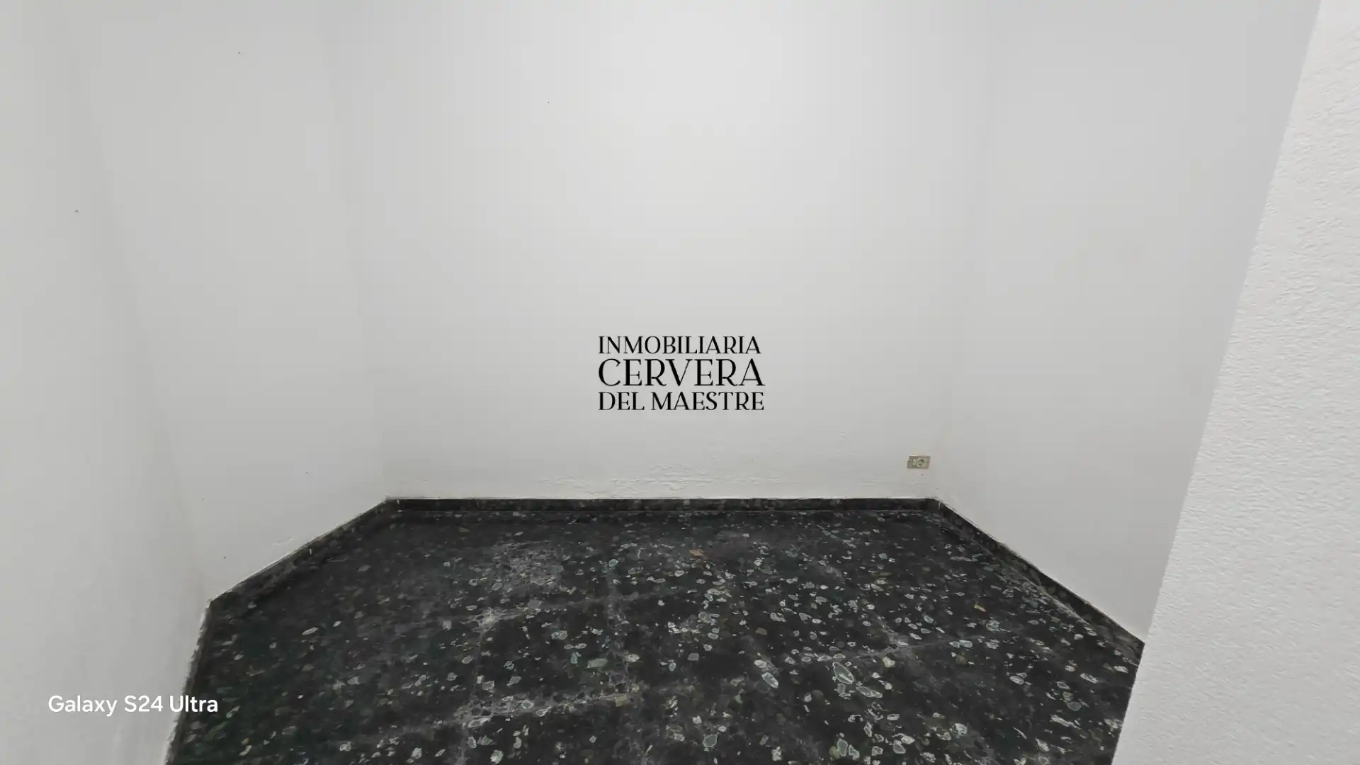 Oficina en venta en Cervera del Maestre