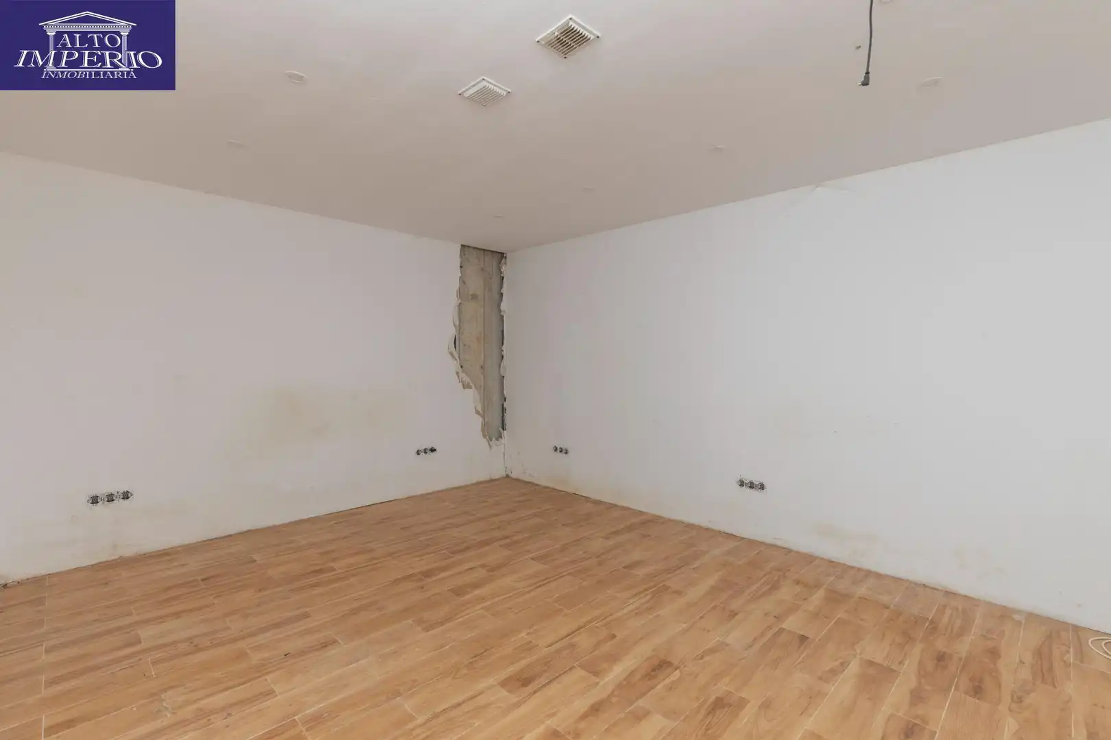 Detached house with terrace for sale in Calle Puntal de las Siete Lagunas 18, imagen 46