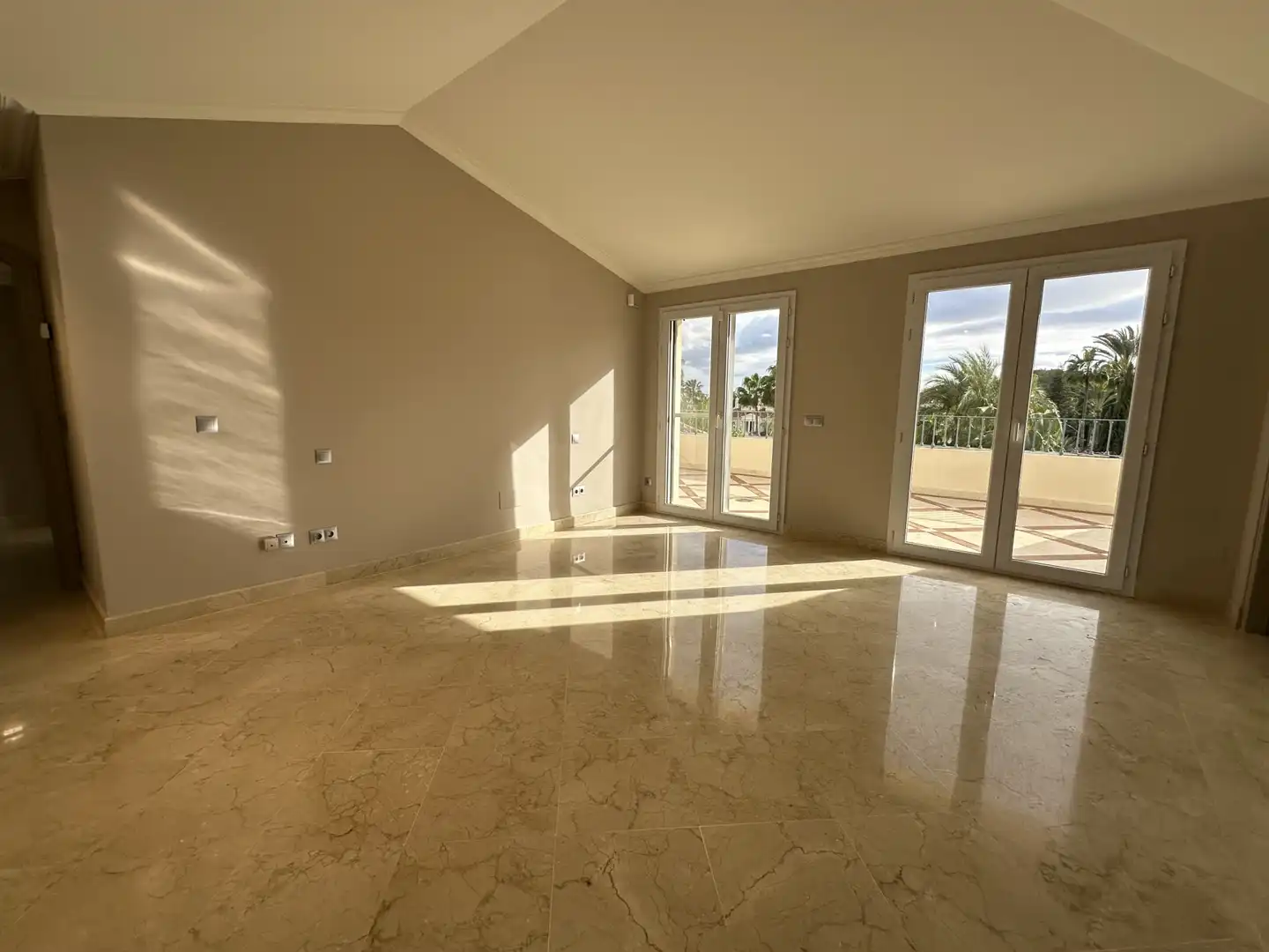 Penthouse with pool for sale in Nueva Andalucía, imagen 24