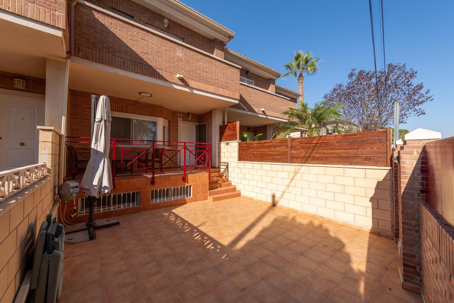 Casa o xalet de lloguer a Plaza de María Muntaner, Centro