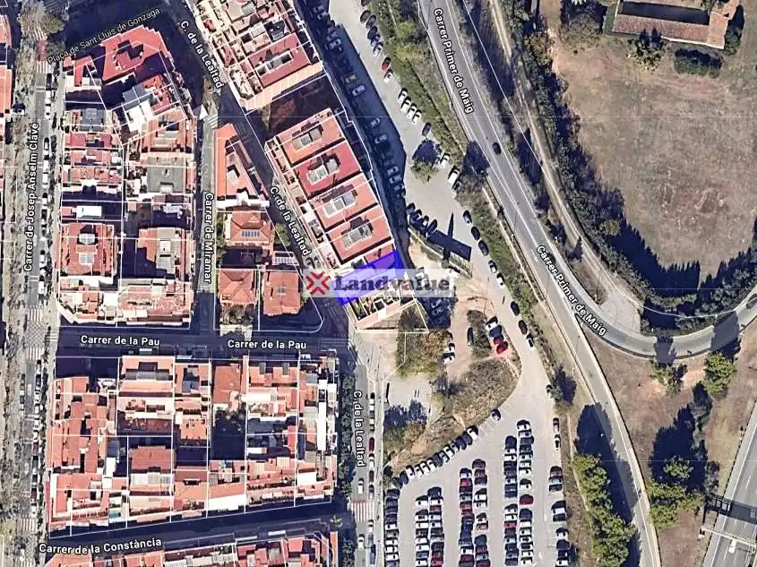 Vista exterior de Residencial en venda en Esplugues de Llobregat