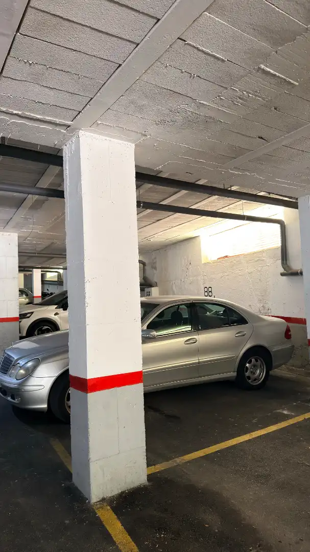 Aparcament de Pis en venda en Fuengirola amb Aire condicionat, Calefacció i Terrassa