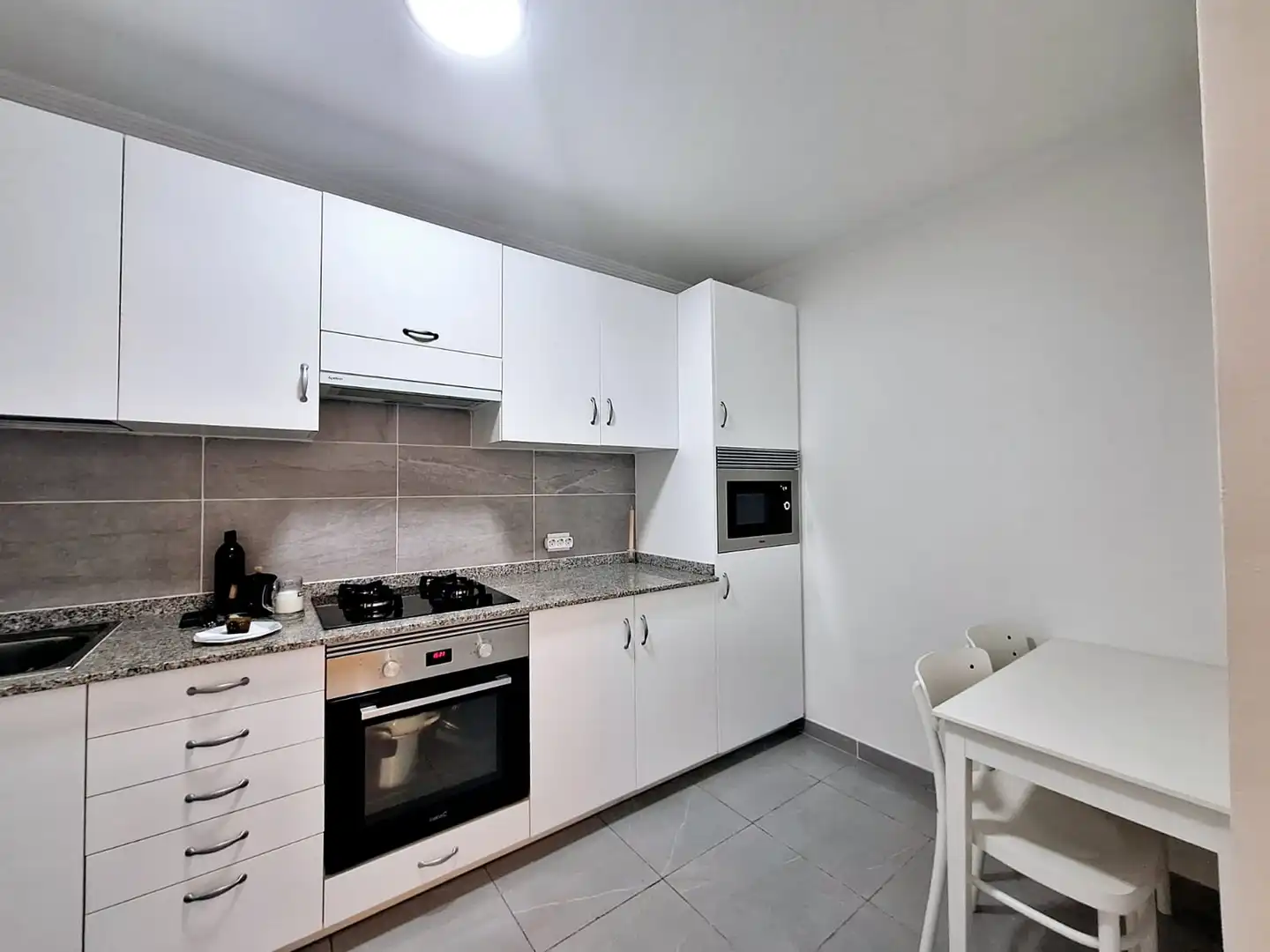 Cocina de Piso en venta en Las Palmas de Gran Canaria con Terraza, Trastero y Amueblado