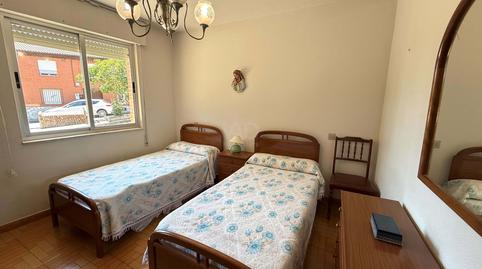 Foto 4 de Casa adosada en venta en C. Fuente , 5, Villamañán, León