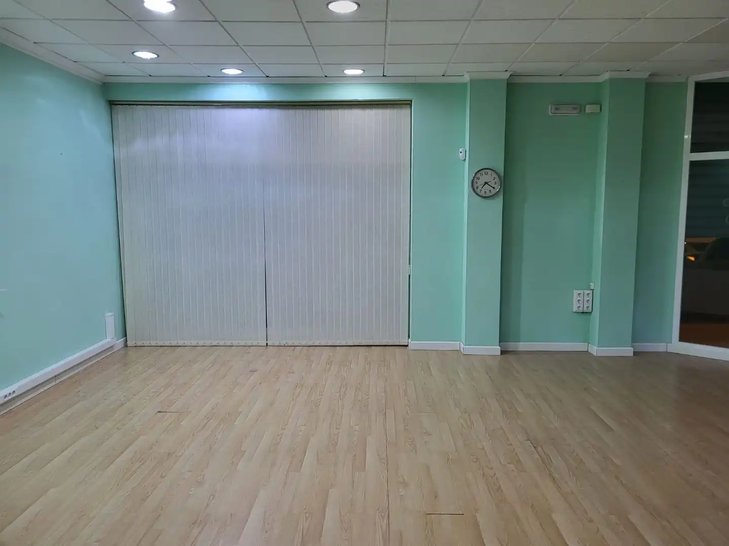 Commercial properties for rent in L'Eliana  with Parquet flooring