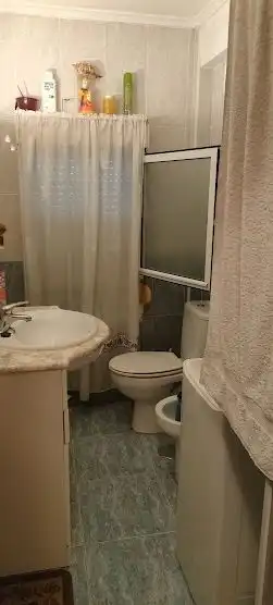 Bany de Pis en venda en Gijón  amb Calefacció i Terrassa