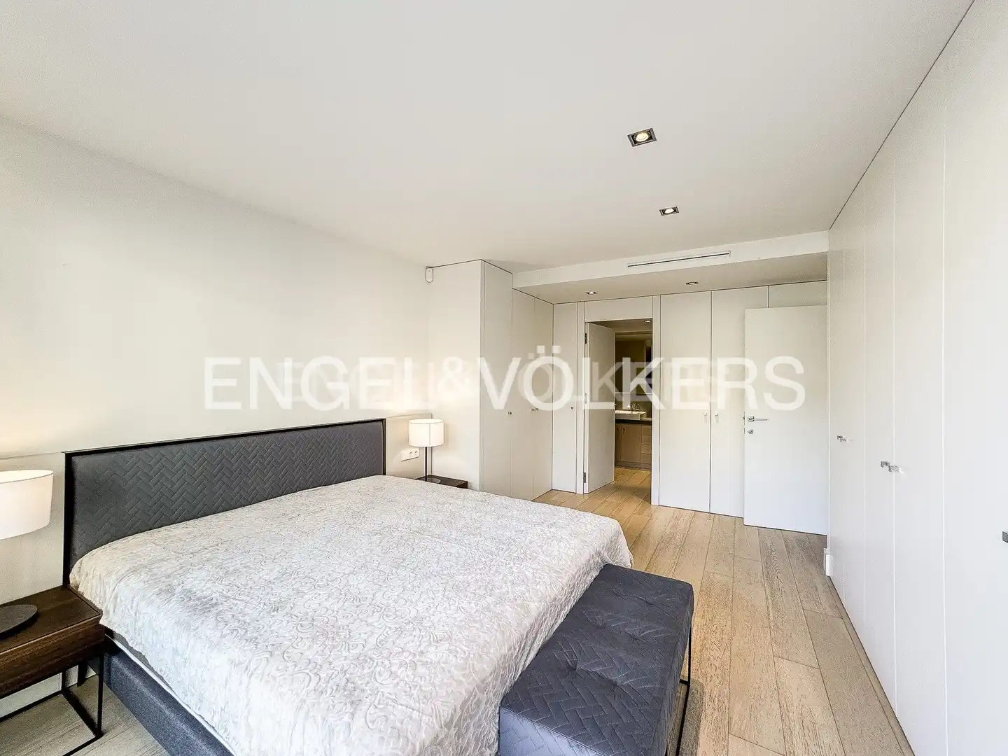 Bedroom of Flat for rent in Barcelona  with Air Conditioner, Heating and Parquet flooring