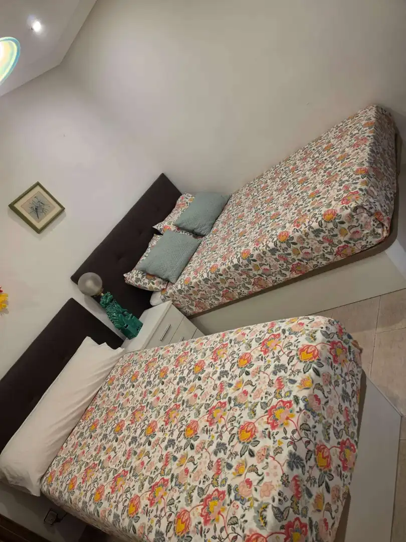 Dormitori de Apartament per a compartir en Madrid amb Aire condicionat, Calefacció i Terrassa
