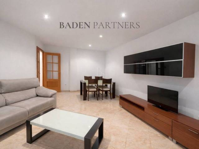 Piso en Alquiler en Casco Urbano