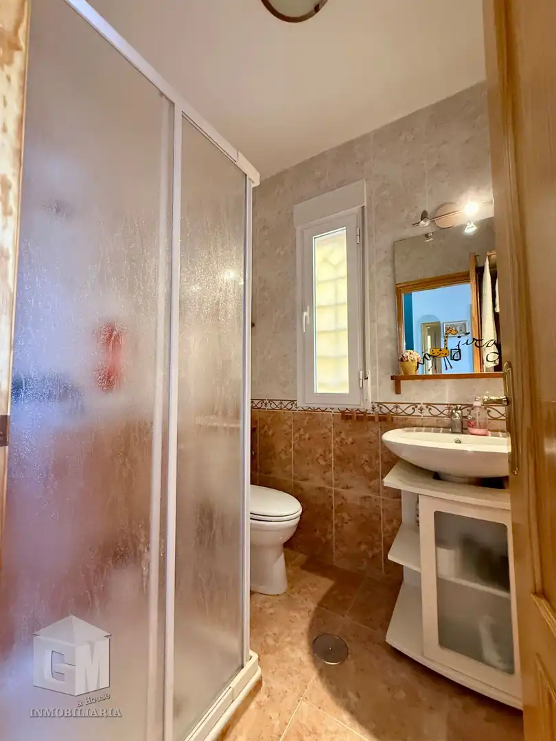 Baño de Casa o chalet en venta en Otero con Calefacción, Jardín privado y Terraza