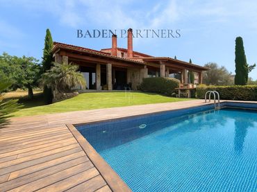 Villa avec piscine à vendre à Barcelona