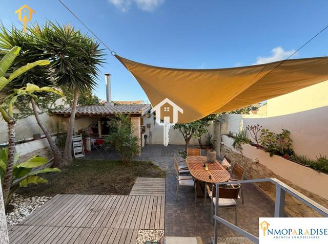 Casa-chalet en Venta en Avenida ALBUFERETA, DE LA en Vistahermosa