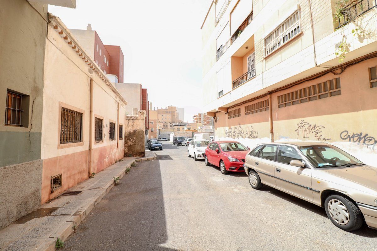 Vista exterior de Casa o xalet en venda en  Almería Capital