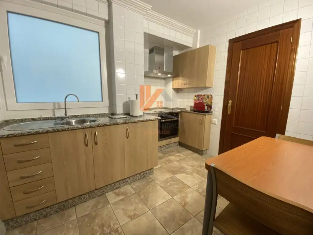 Apartament de lloguer a Rua Alfredo Brañas, 23, Ensanche - Sar