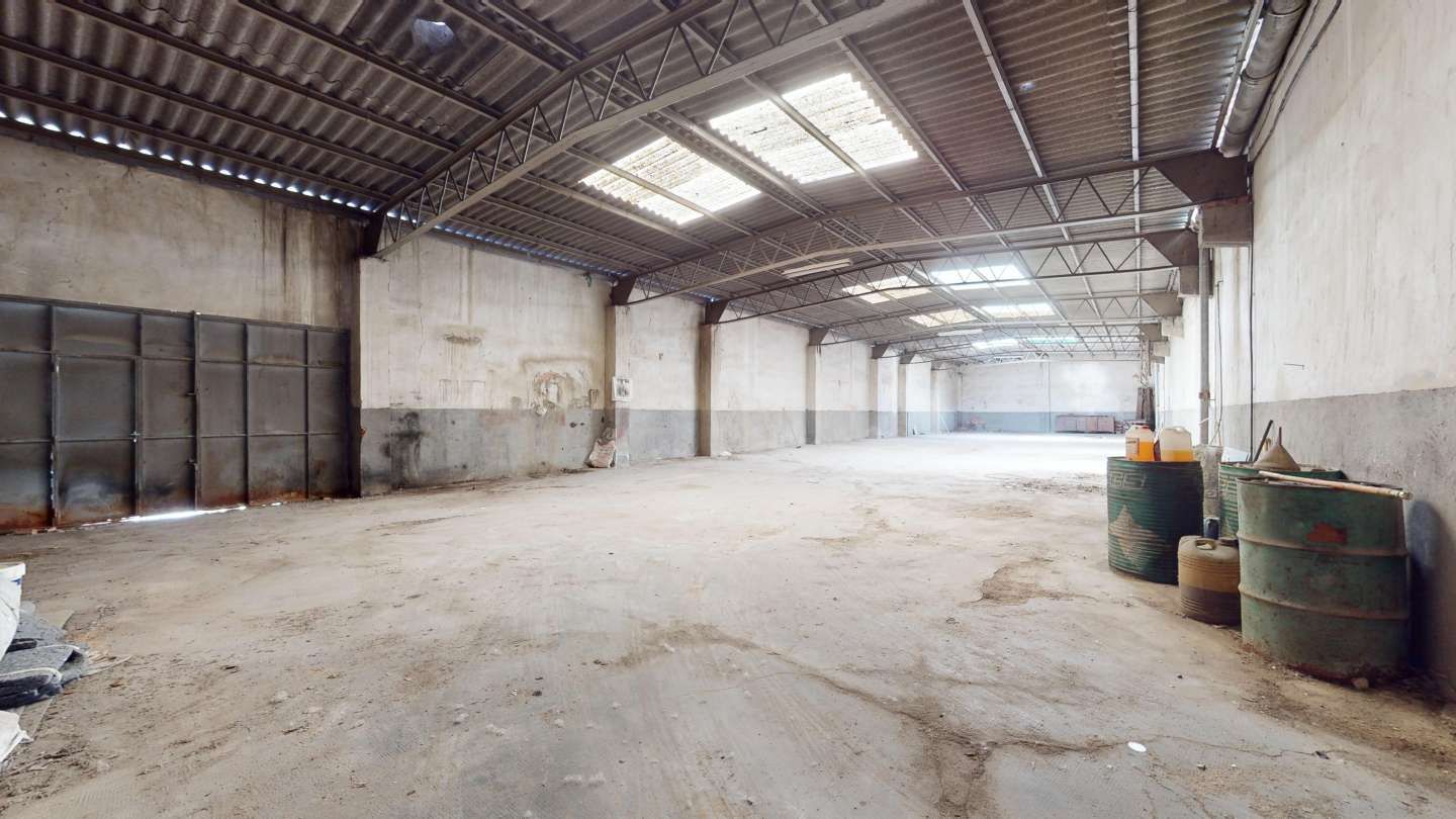 Industrial buildings for sale in  Madrid Capital