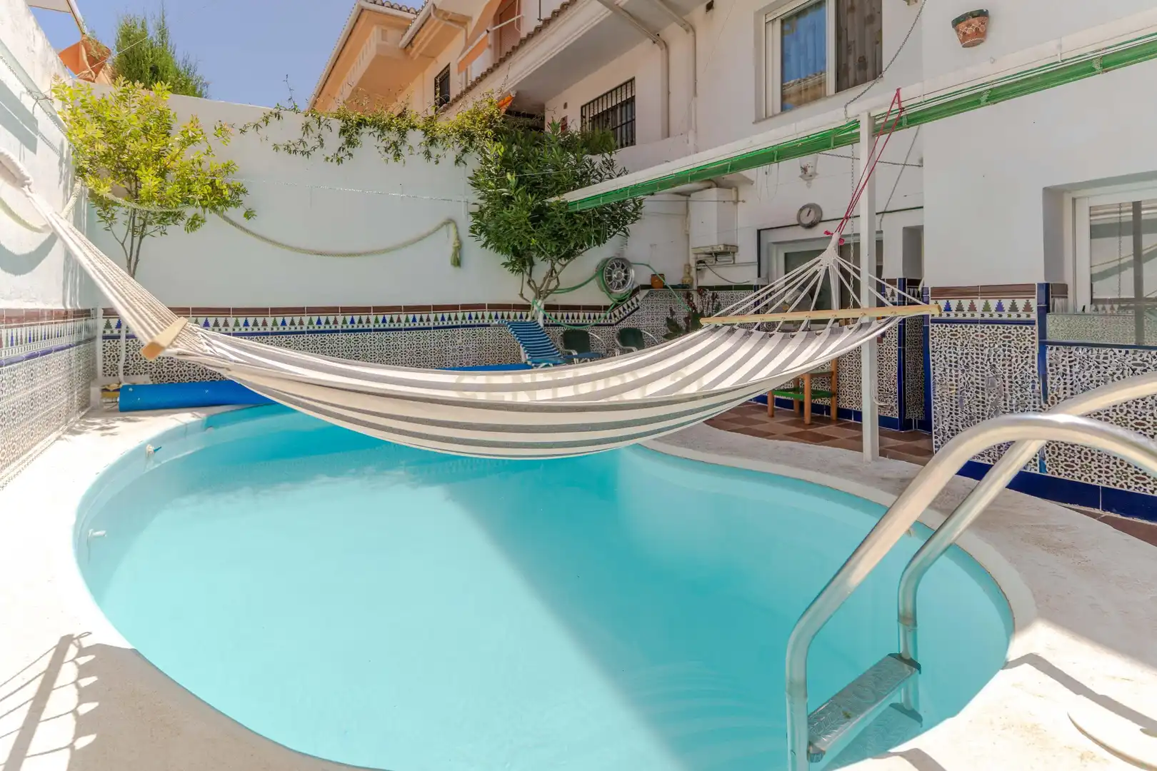 Piscina de Casa o xalet en venda en Churriana de la Vega amb Aire condicionat, Traster i Piscina