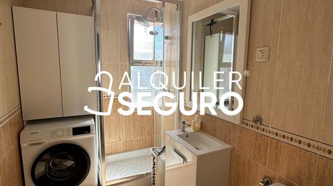 Foto 5 de Piso de alquiler en Laviana, Simancas, Madrid Capital