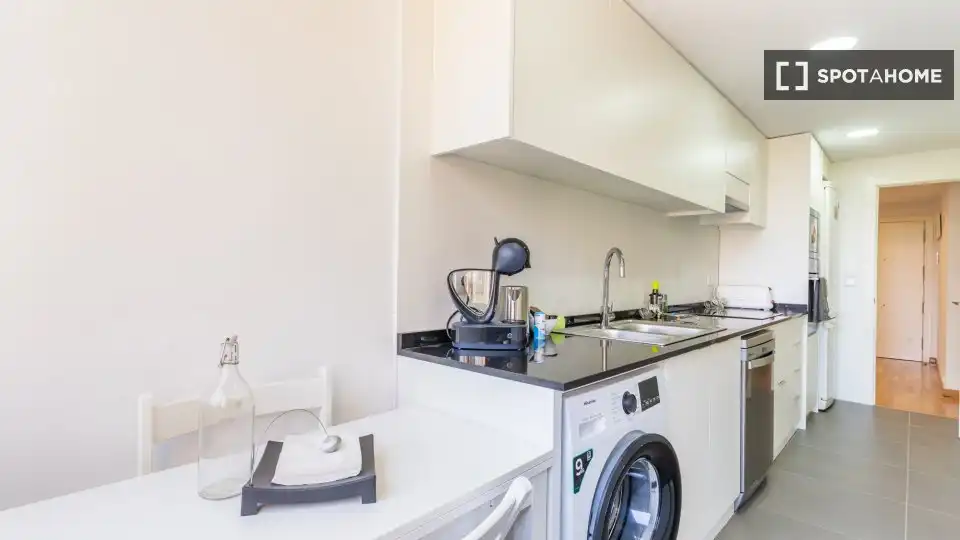 Kitchen of Flat for rent in Valencia  with Air Conditioner, Heating and Furnished