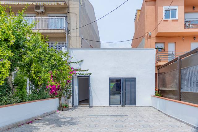 Casa adosada en Venta en Carrer Garbí en Can Moré - Santa Anna - Can Feliu de Merola