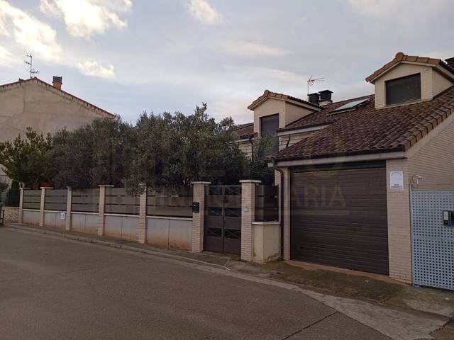 Casa-chalet en Venta en Alesanco