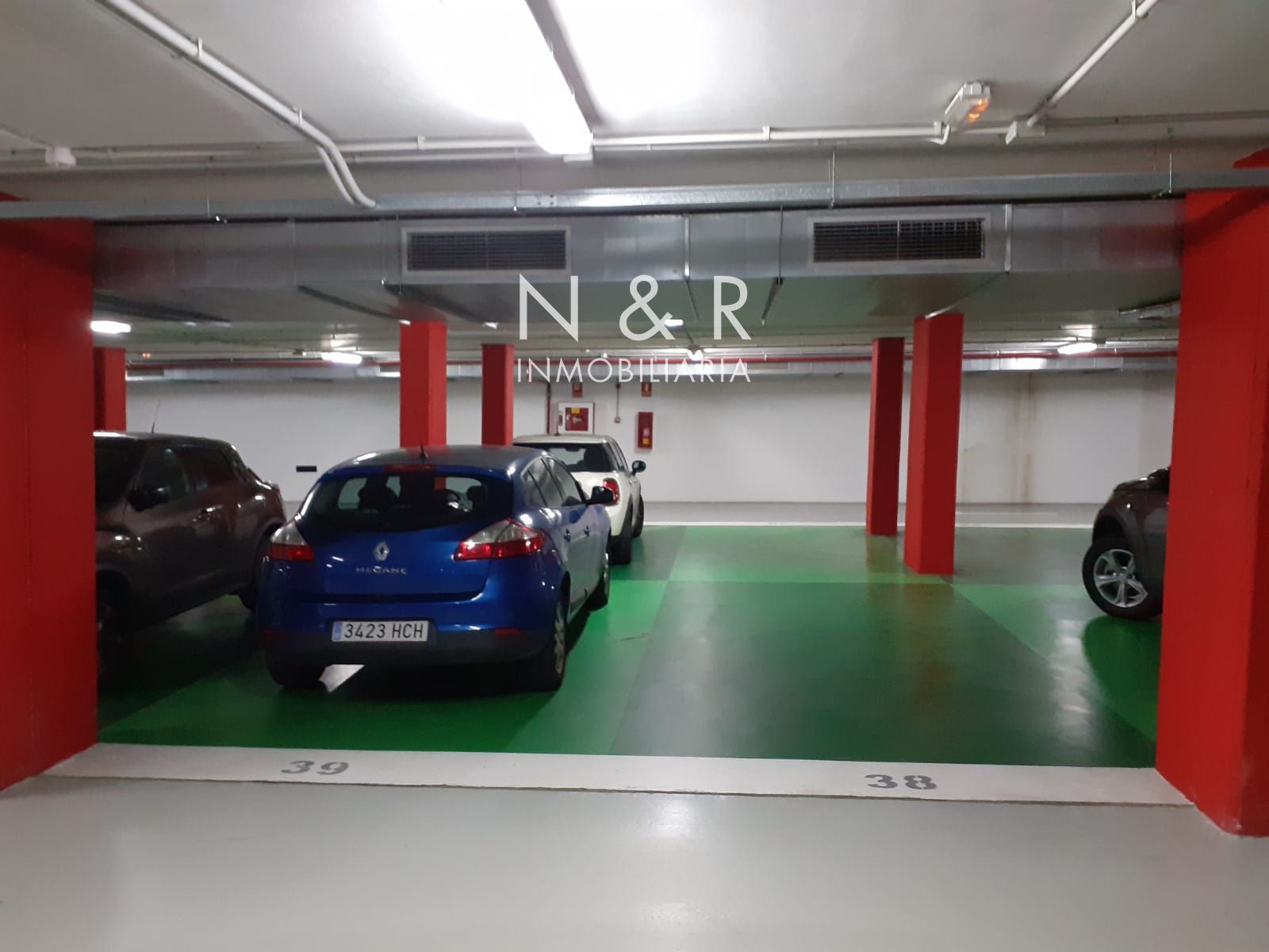 Aparcament de Garatge de lloguer en Santiago de Compostela 