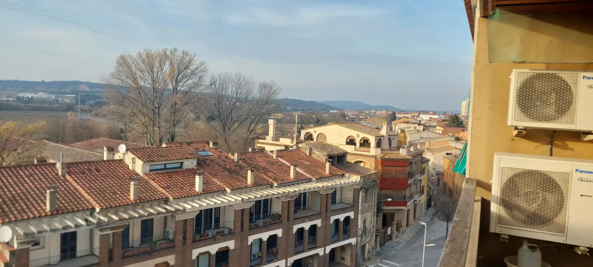 Vista exterior de Ático en venta en La Bisbal d'Empordà con Aire acondicionado y Calefacción