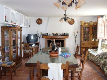 Casa rústica con piscina en venta en Vélez de Benaudalla