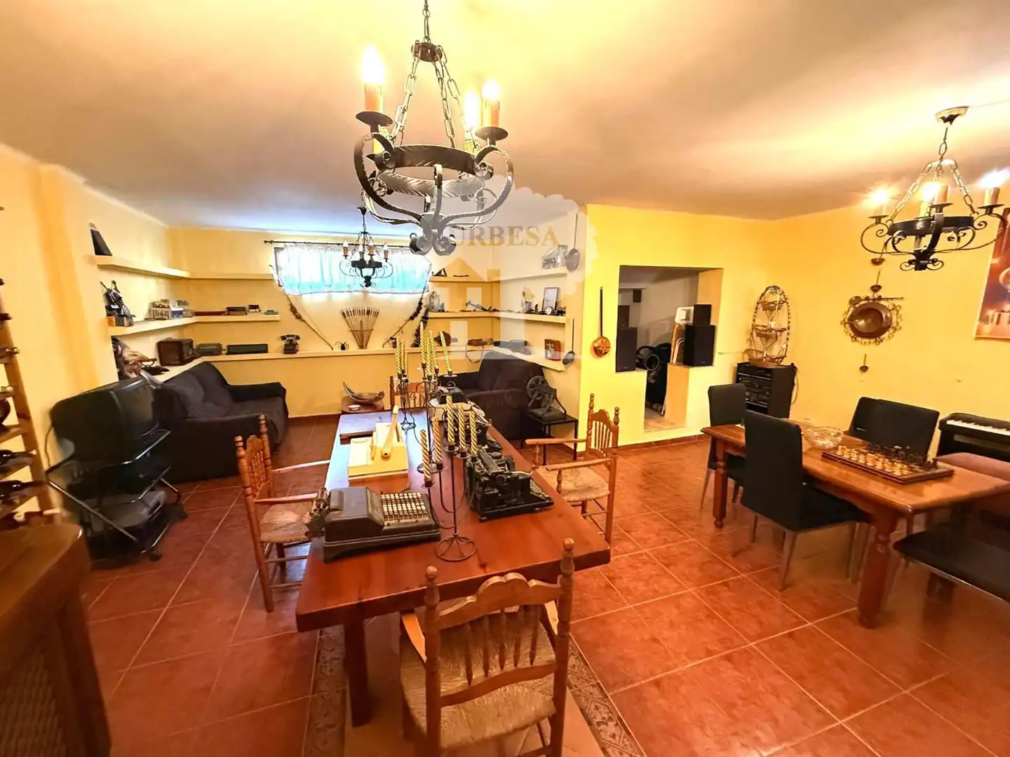 Esszimmer von Einfamilien-Reihenhaus zum Verkauf in Motril mit Klimaanlage, Heizung und Schwimmbad