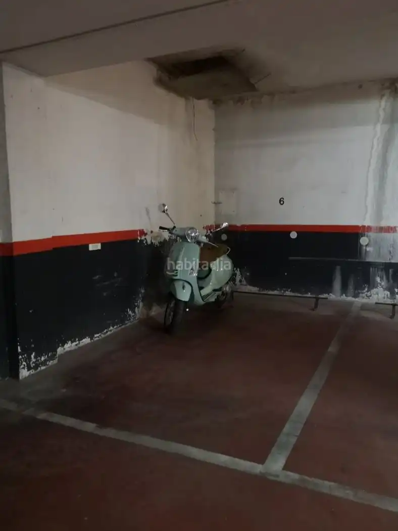 Aparcamiento en alquiler en Calle de los Misterios 40, imagen 2