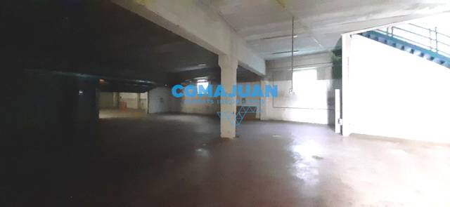 Nave industrial en Alquiler en Zona Industrial i Agrícola