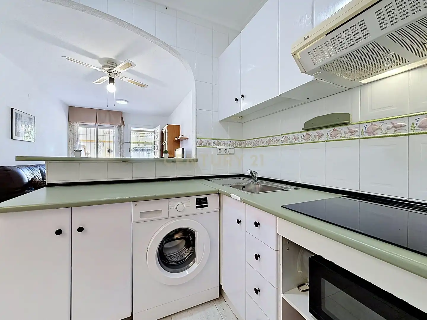 Cocina de Planta baja en venta en Orihuela con Aire acondicionado, Trastero y Piscina comunitaria