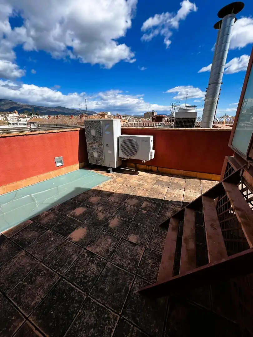 Terraza de Ático en venta en Totana con Aire acondicionado, Calefacción y Parquet