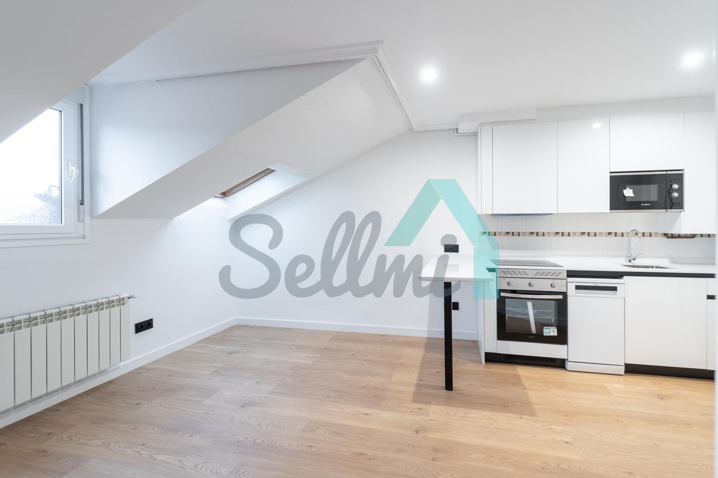 Kitchen of Flat for rent in Langreo  with Heating and Internet