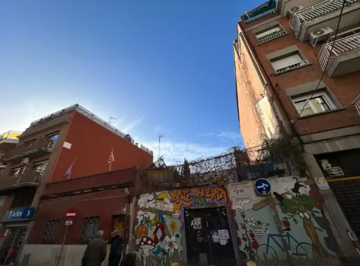 Vista exterior de Residencial en venda en Barcelona