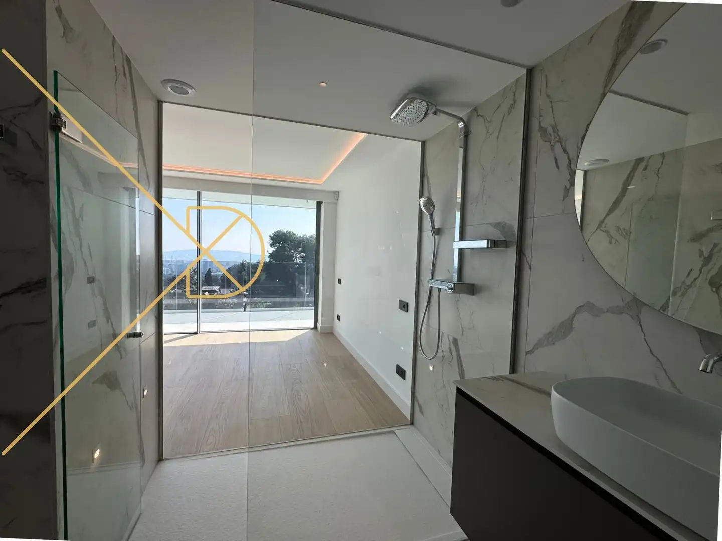 Baño de Casa o chalet en venta en Barcelona con Aire acondicionado, Calefacción y Jardín privado