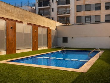 Wohnung mit Pool zum Verkauf in Avinguda del Port
