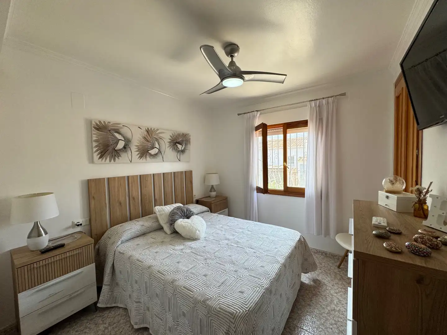 Dormitori de Casa o xalet en venda en Dénia amb Jardí privat, Terrassa i Piscina