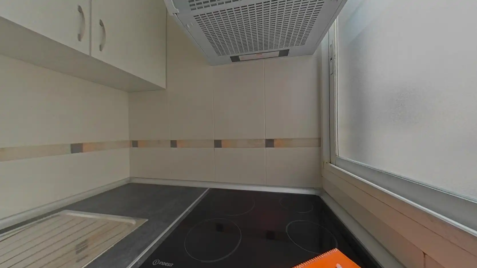Cocina de Piso en venta en Madrid con Calefacción