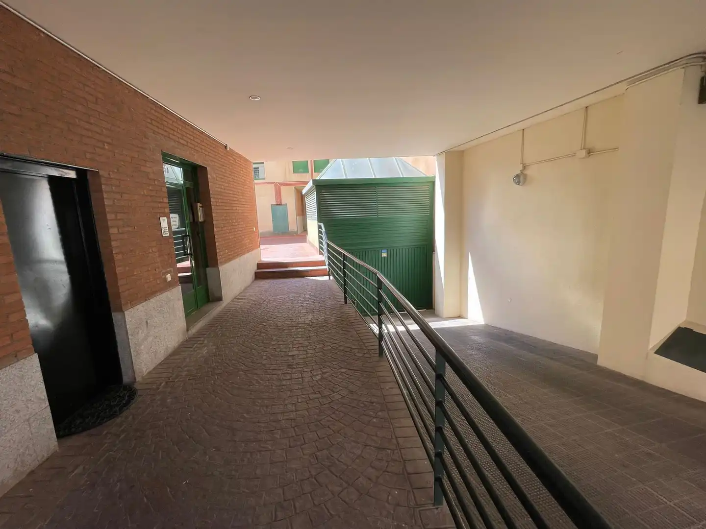 Piso de alquiler en Alcalá de Henares con Calefacción, Parquet y Amueblado