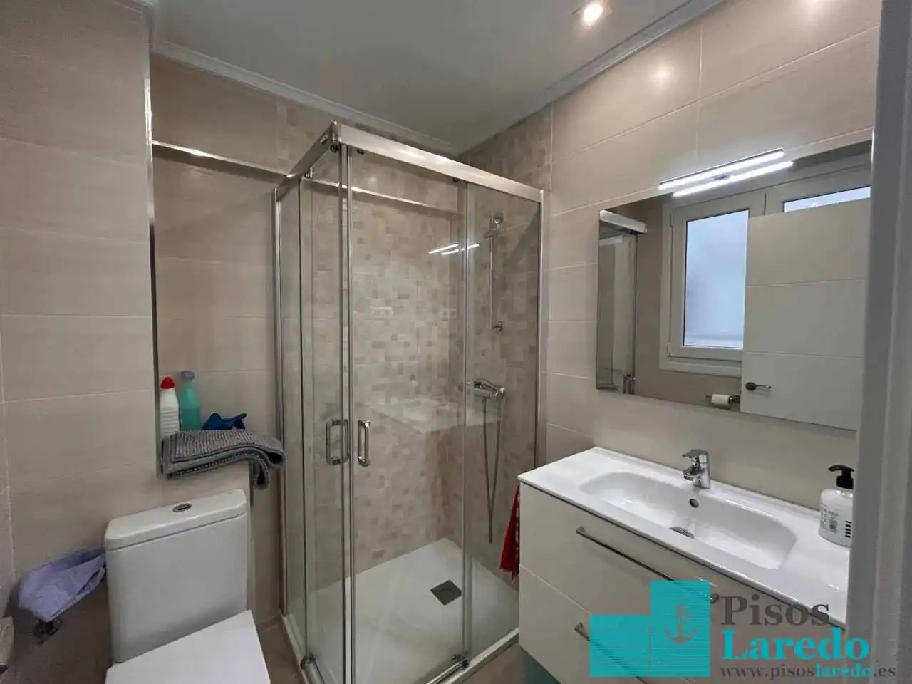 Flat for rent in Avenida Libertad, Zona Playa