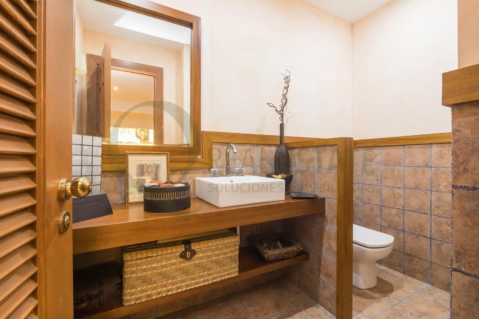 Bany de Casa o xalet en venda en Alicante / Alacant amb Calefacció, Jardí privat i Terrassa