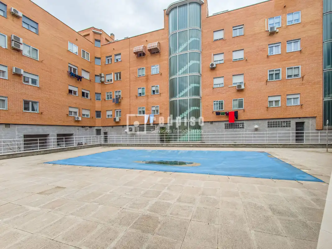 Vista exterior de Piso en venta en Alcorcón con Aire acondicionado, Calefacción y Parquet